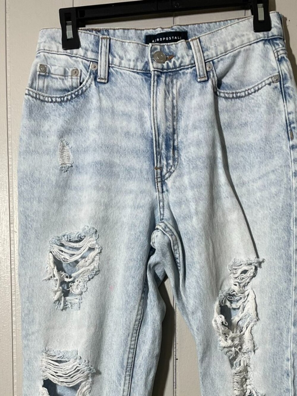 Light washed out denim, aeropostal ripped jeans baggy